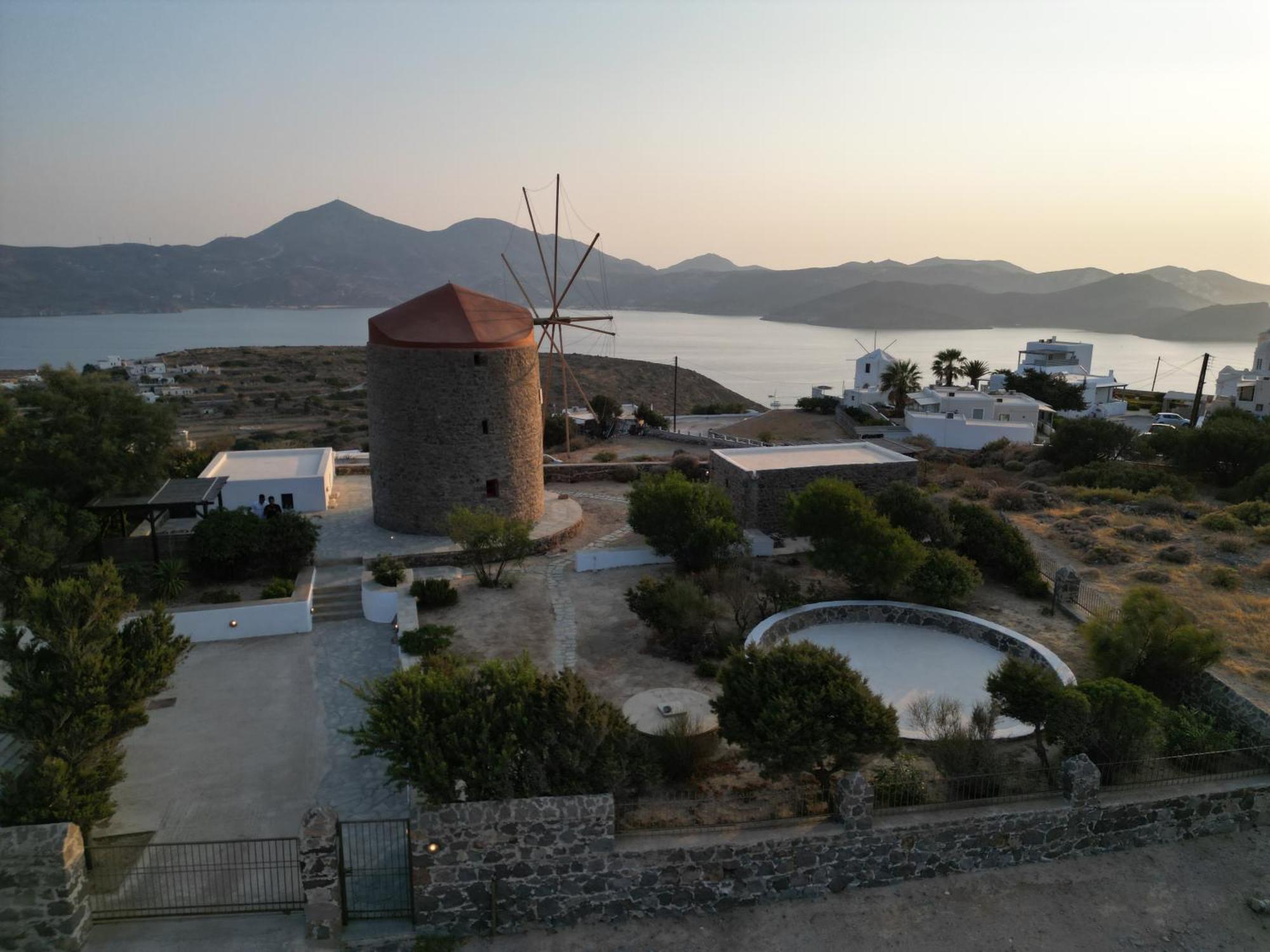 Marketos Windmill And Houses Trypiti Exterior foto
