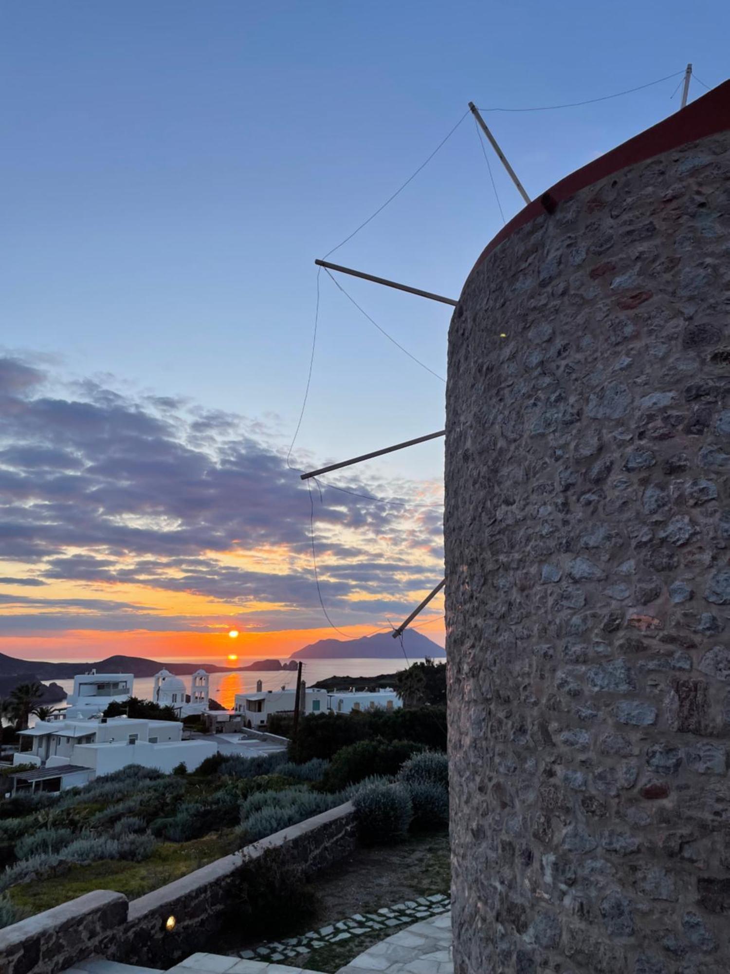 Marketos Windmill And Houses Trypiti Exterior foto